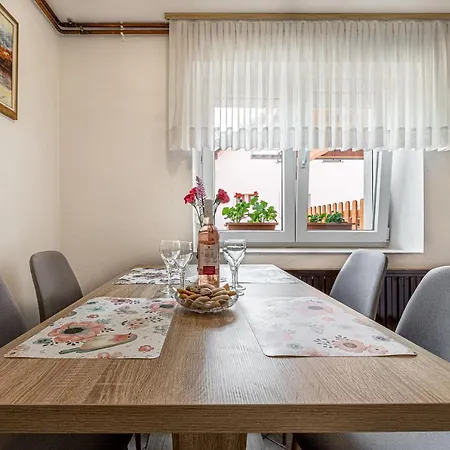 Mrzek House With Sauna - Happy * Nova Vas (Bloke)