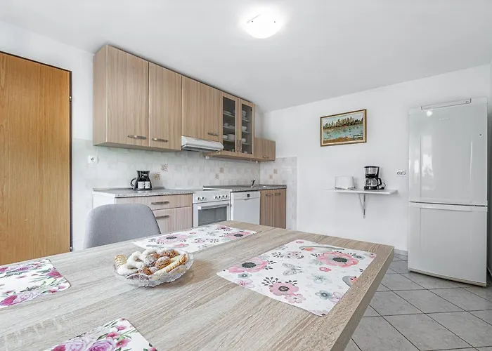 Mrzek House With Sauna - Happy Casa vacanze Nova Vas (Bloke)