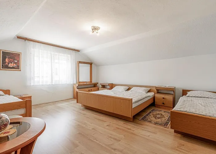 Mrzek House With Sauna - Happy *