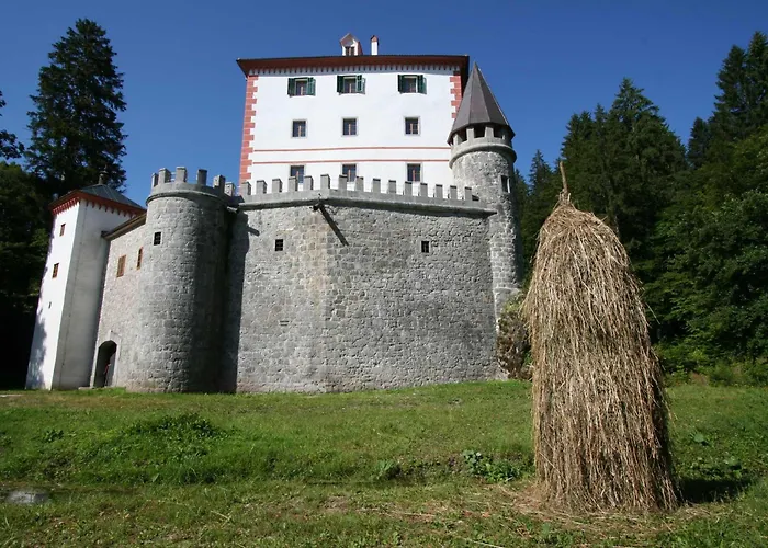 Mrzek House With Sauna - Happy *